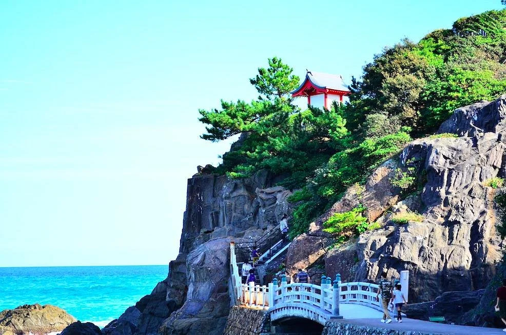 Katsurahama Ryuogu Shrine