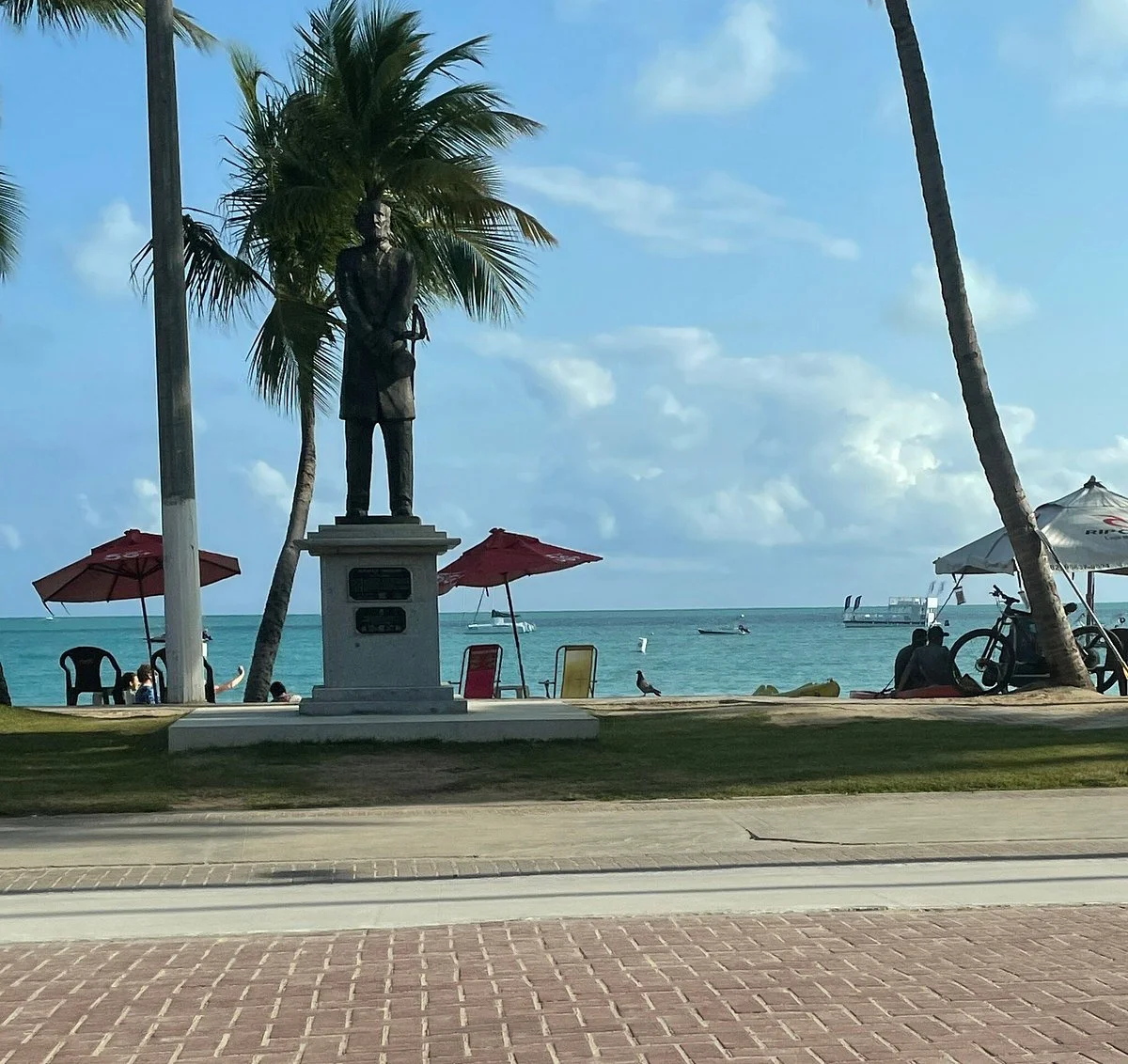 Almirante Tamandaré Monument