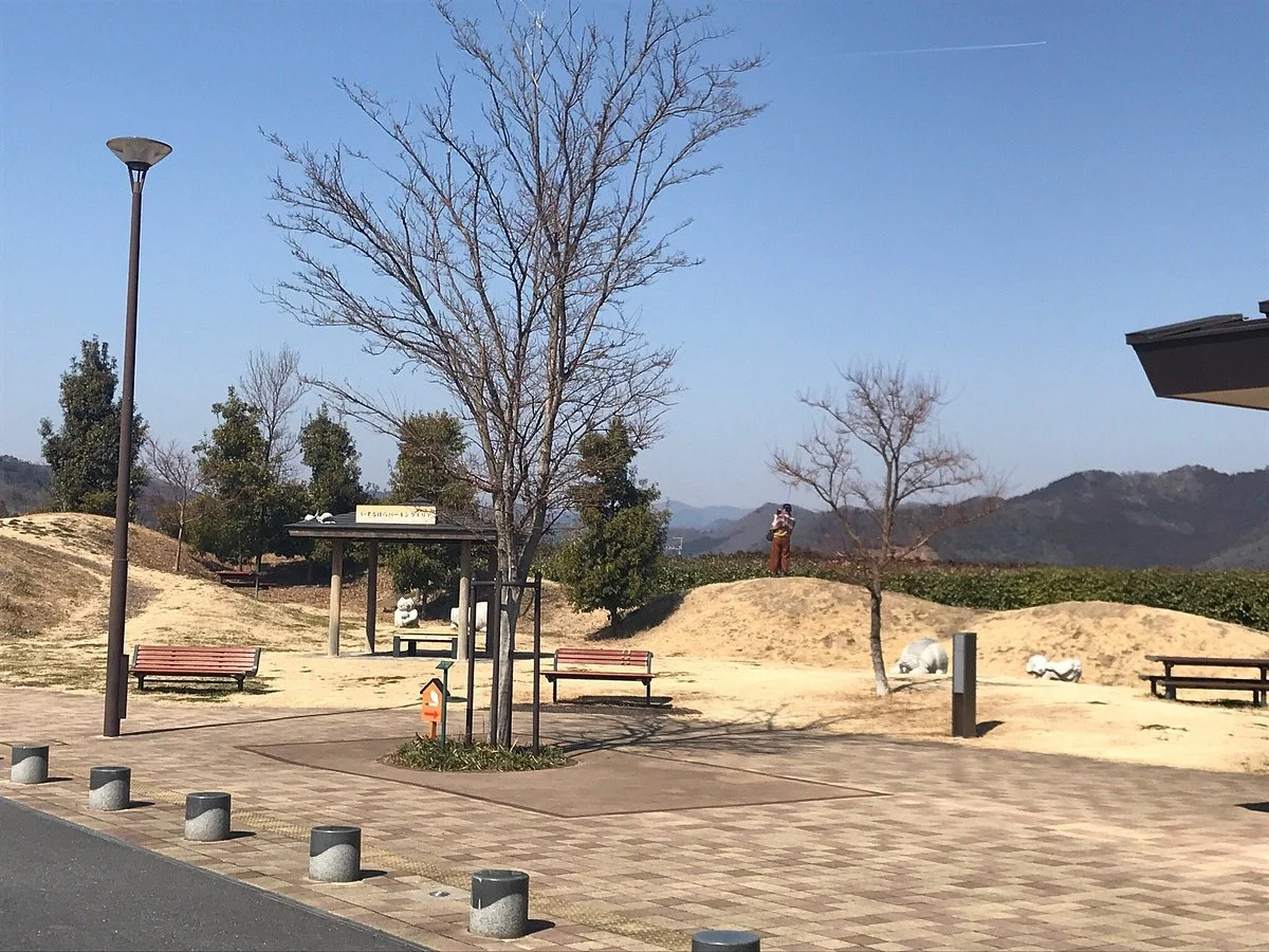 Izuruhara Parking Area (East Bound)