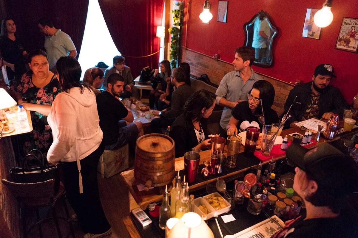 Shake Speakeasy Bar
