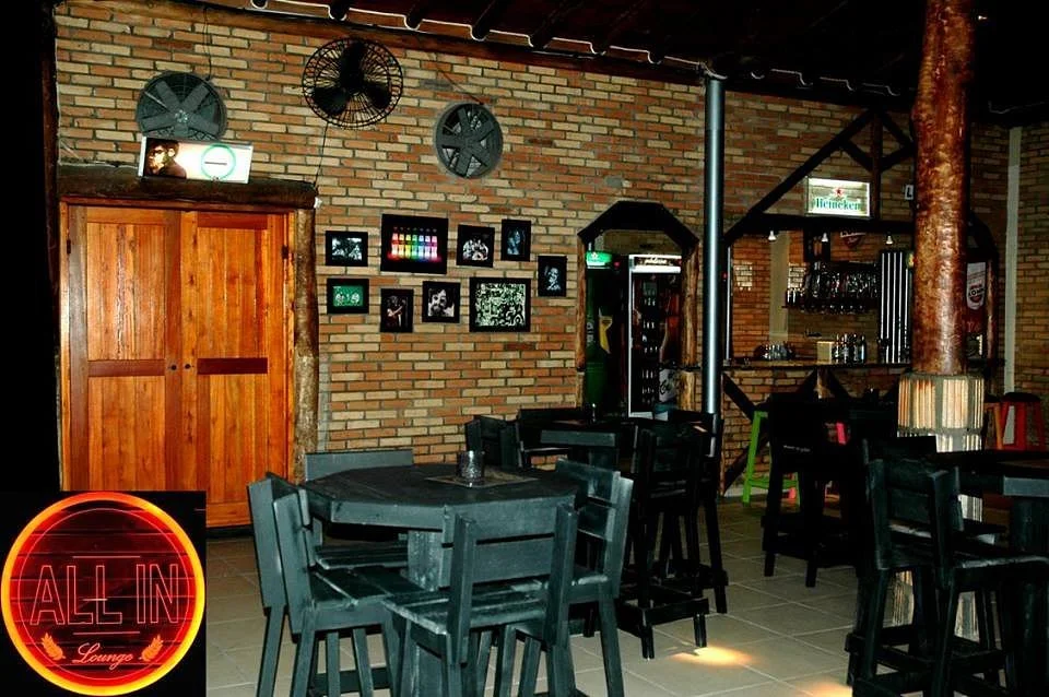 All In Lounge