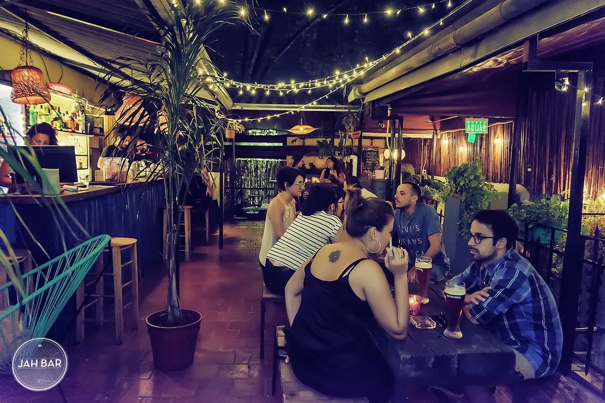 Jah Bar