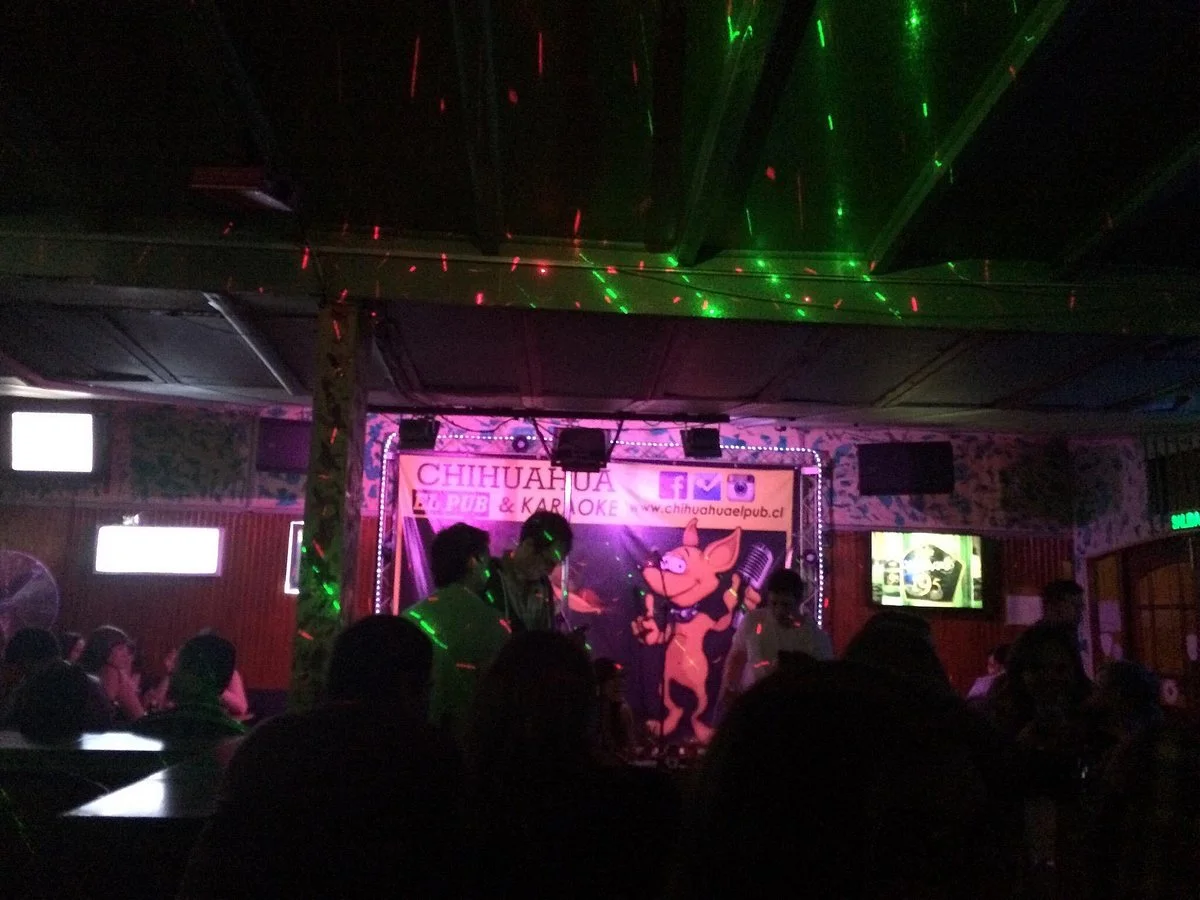 Chihuahua, El Pub & Karaoke
