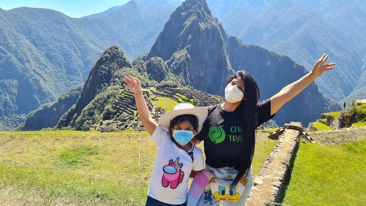 Chaki Travel