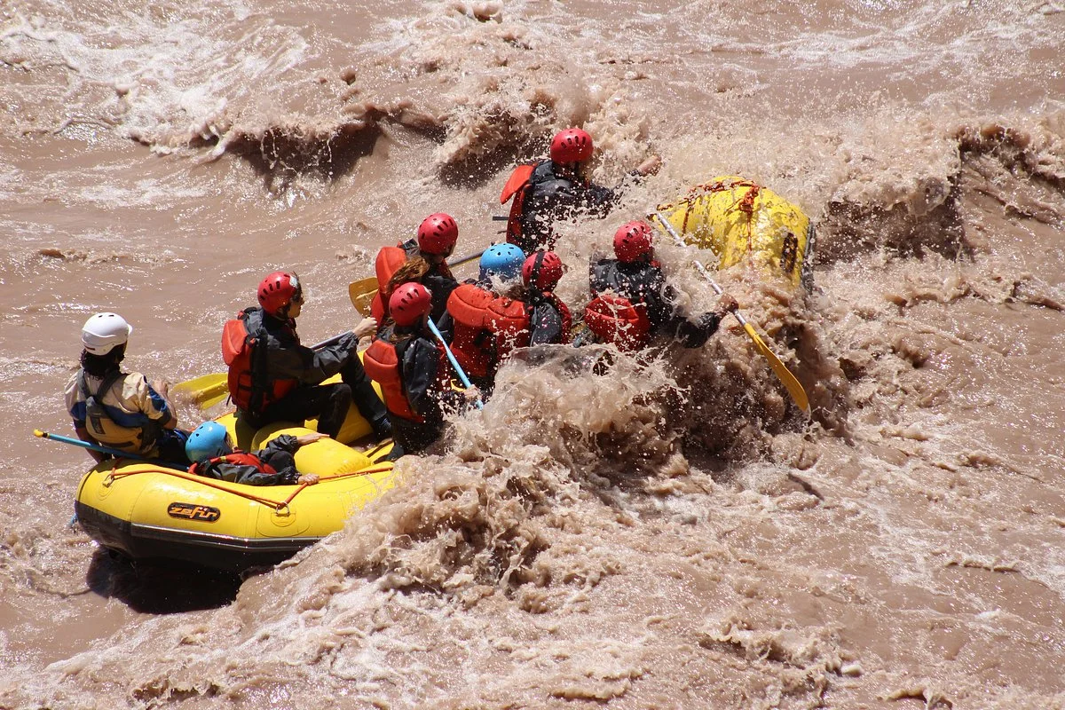 Cumbre Expediciones & Turismo Aventura
