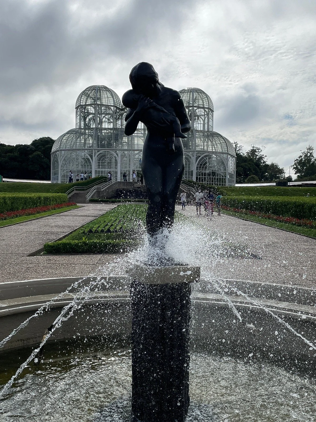 Escultura "amor Materno"