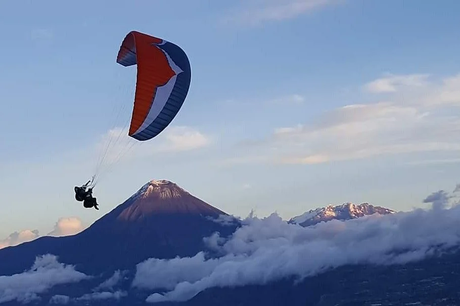 ECUADOR MOUNTAIN GUIDES S.A.