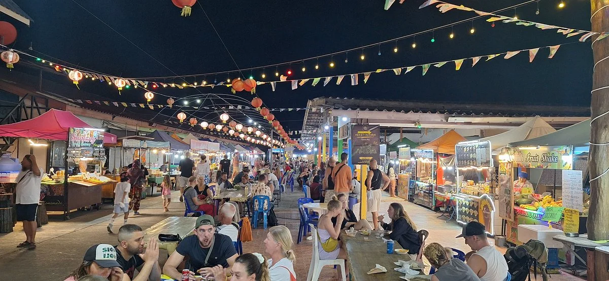 Walking Street Koh Lanta