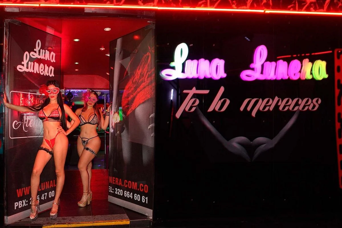Luna Lunera Club Medellin, Colombia