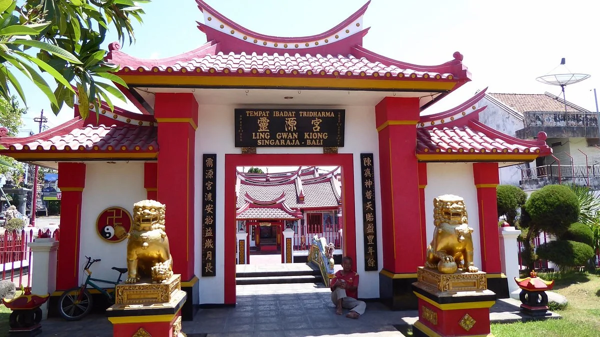 Chinese Temple Singaraja Tempat Ibadat Tridharma