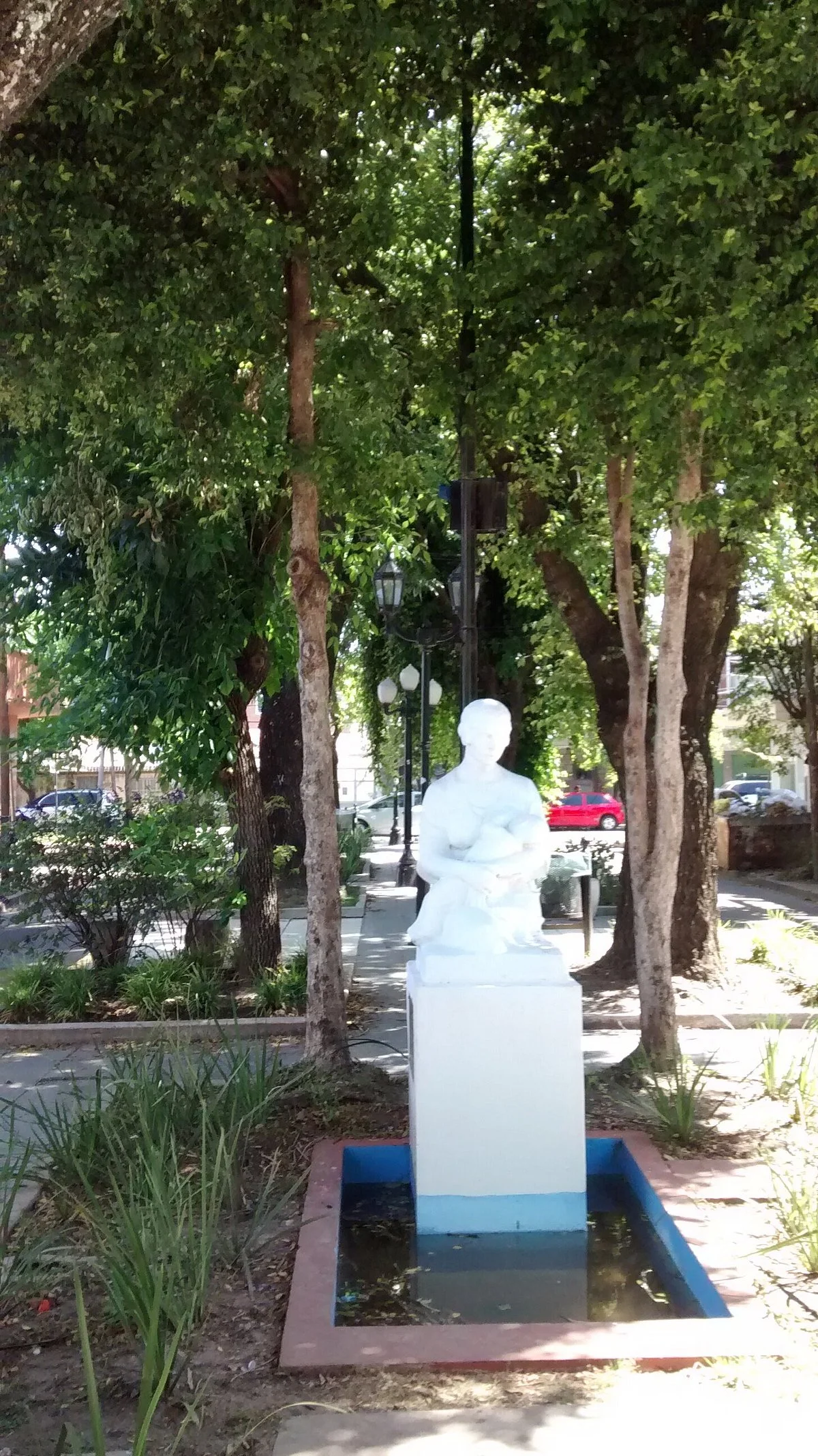 Plazoleta De La Madre