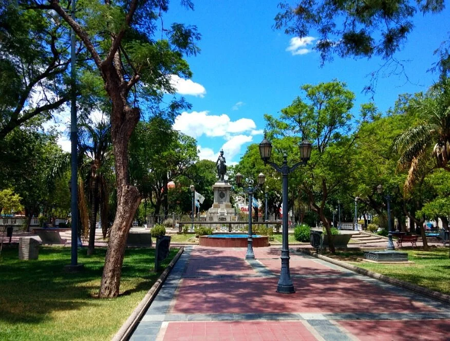 Plaza Pringles