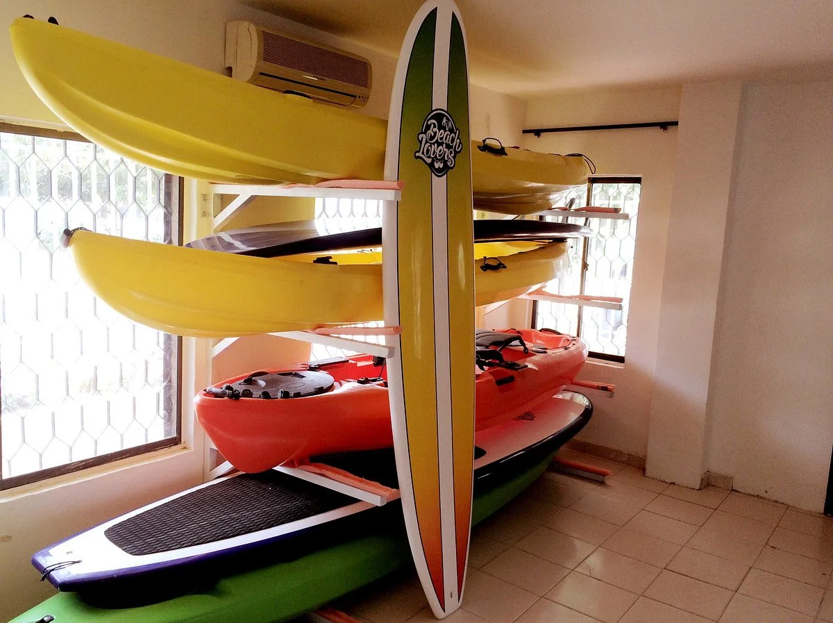 Kayak Club and Hostel Beach Lovers