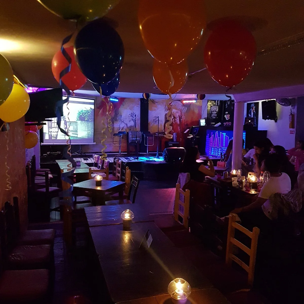Haus Karaoke