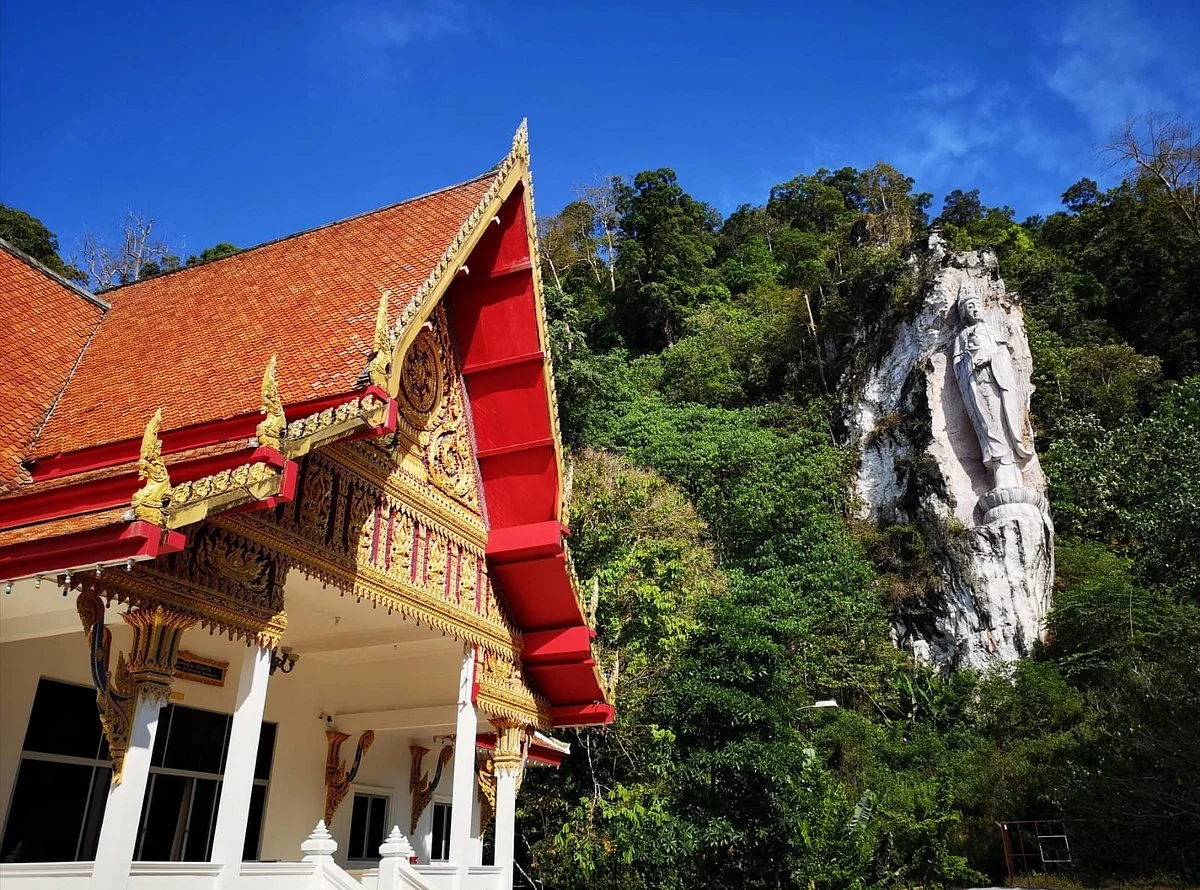 Wat Koh Wanararm Langkawi