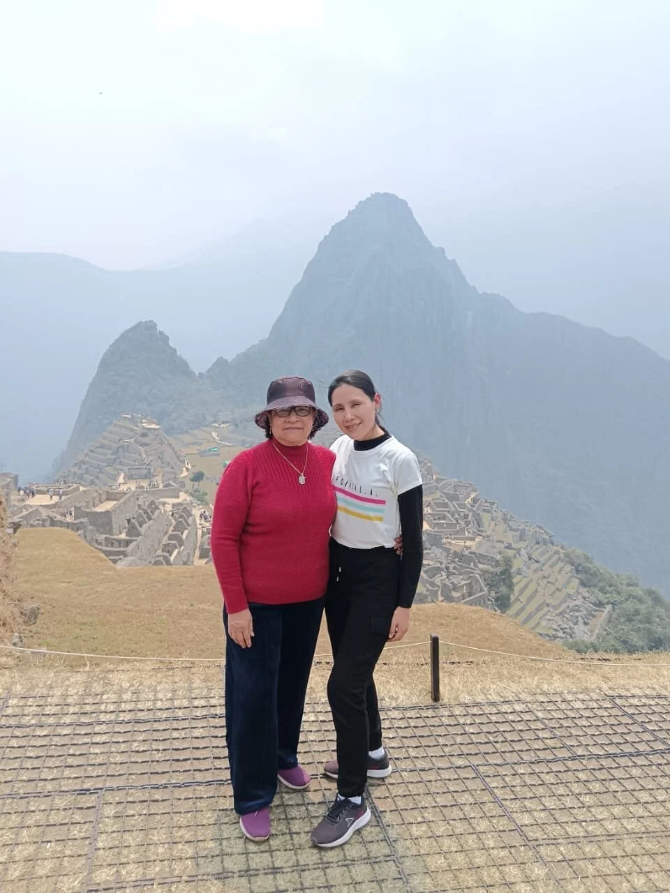 Grupo Keros Peru