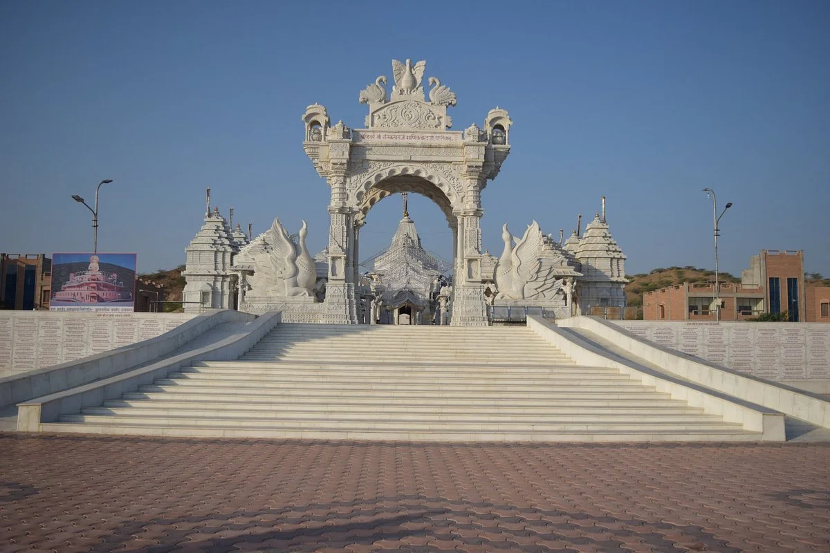 Chintamani Parasnath Jain Temple