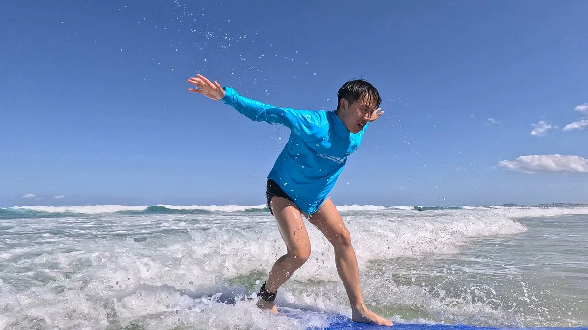 Go Ride A Wave - Surfers Paradise