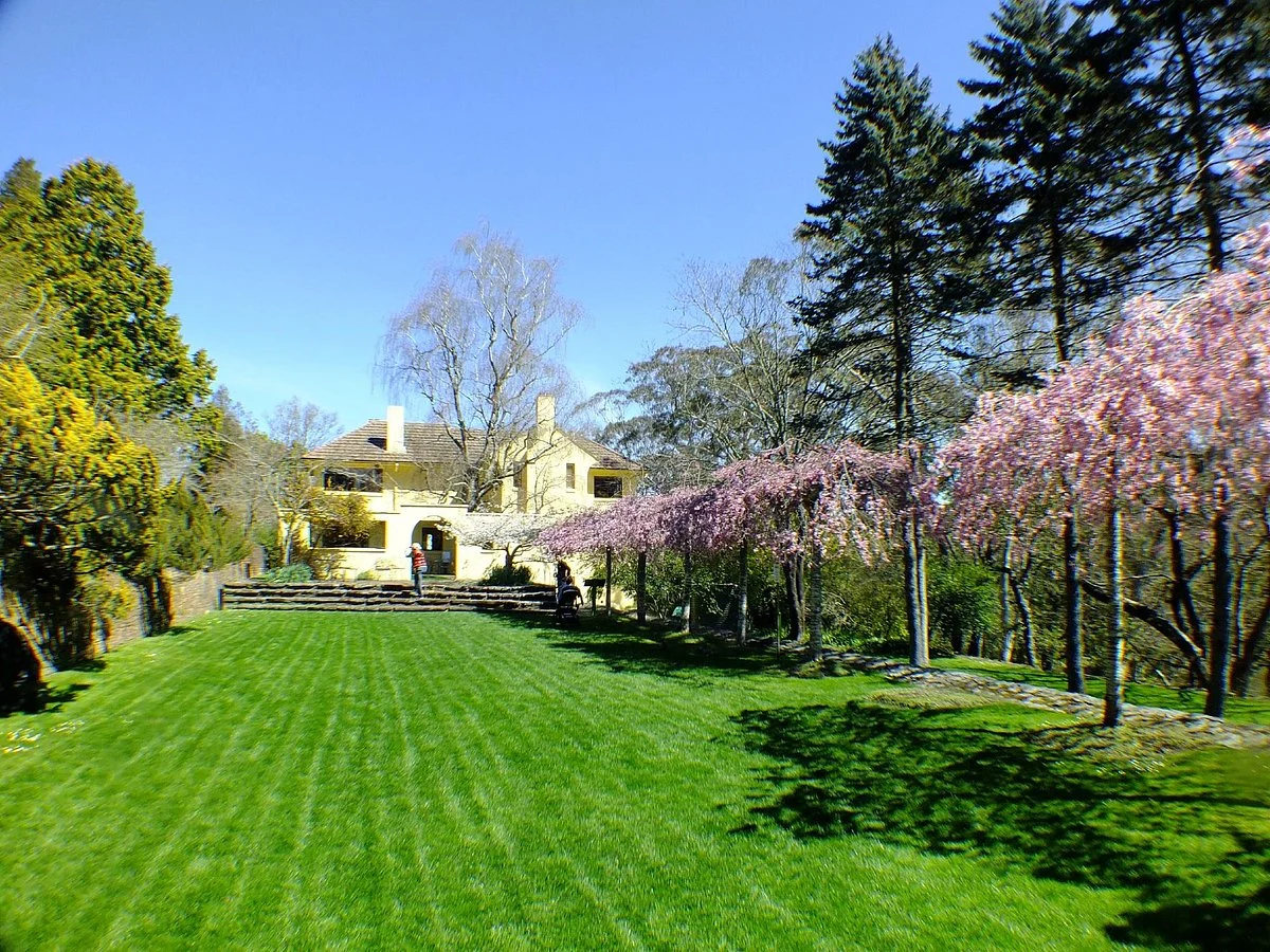 Everglades House & Gardens