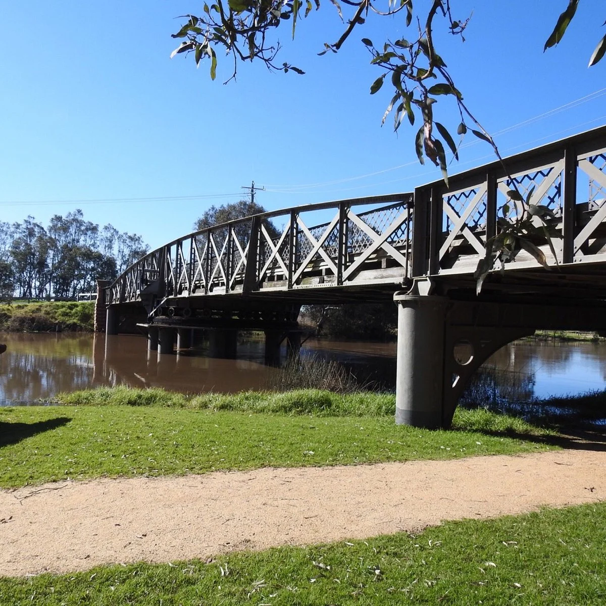 La Trobe Swing Bridge