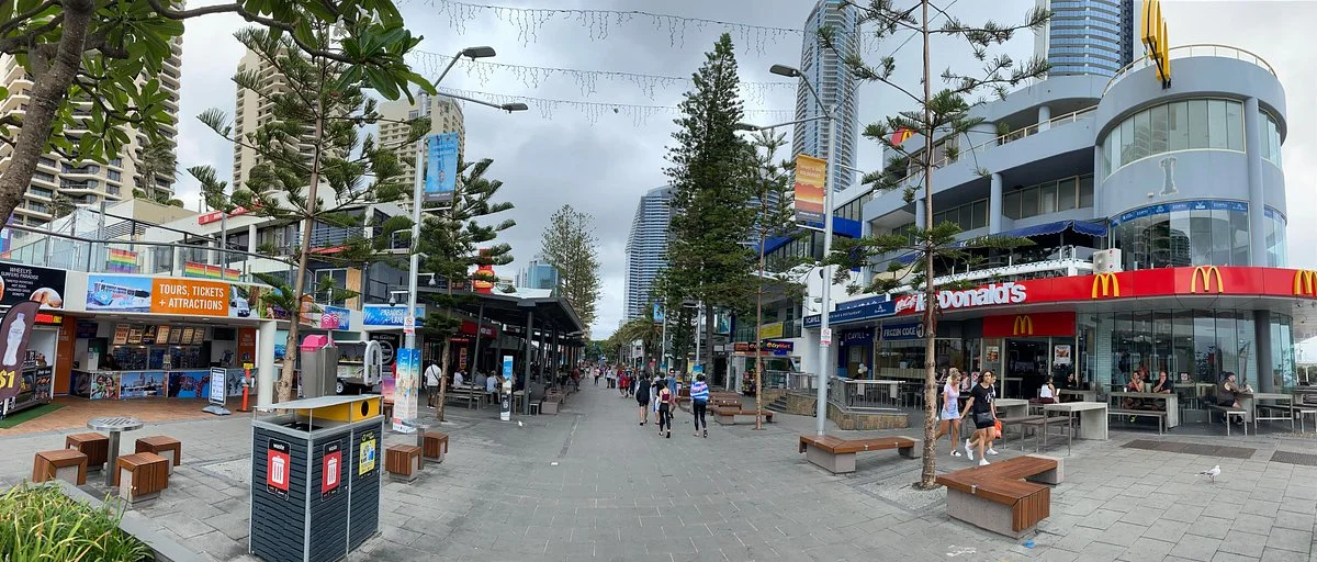 Cavill Mall