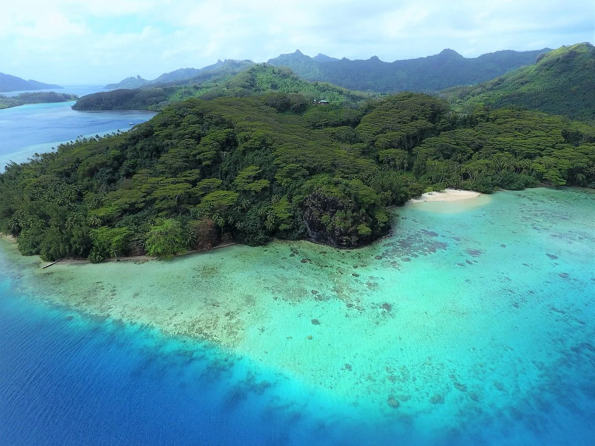 Three Bays Pass