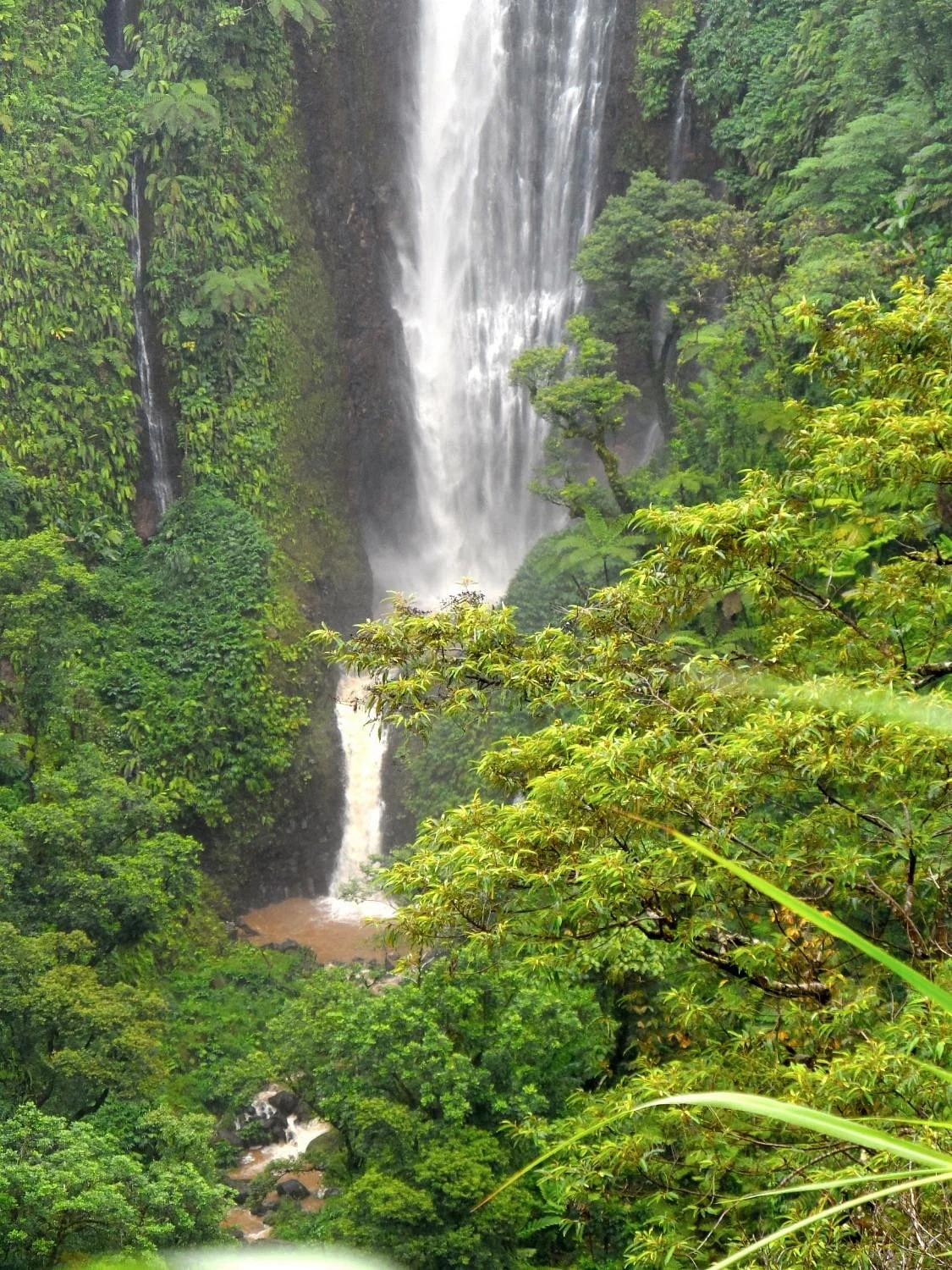 Papapapaitai Falls