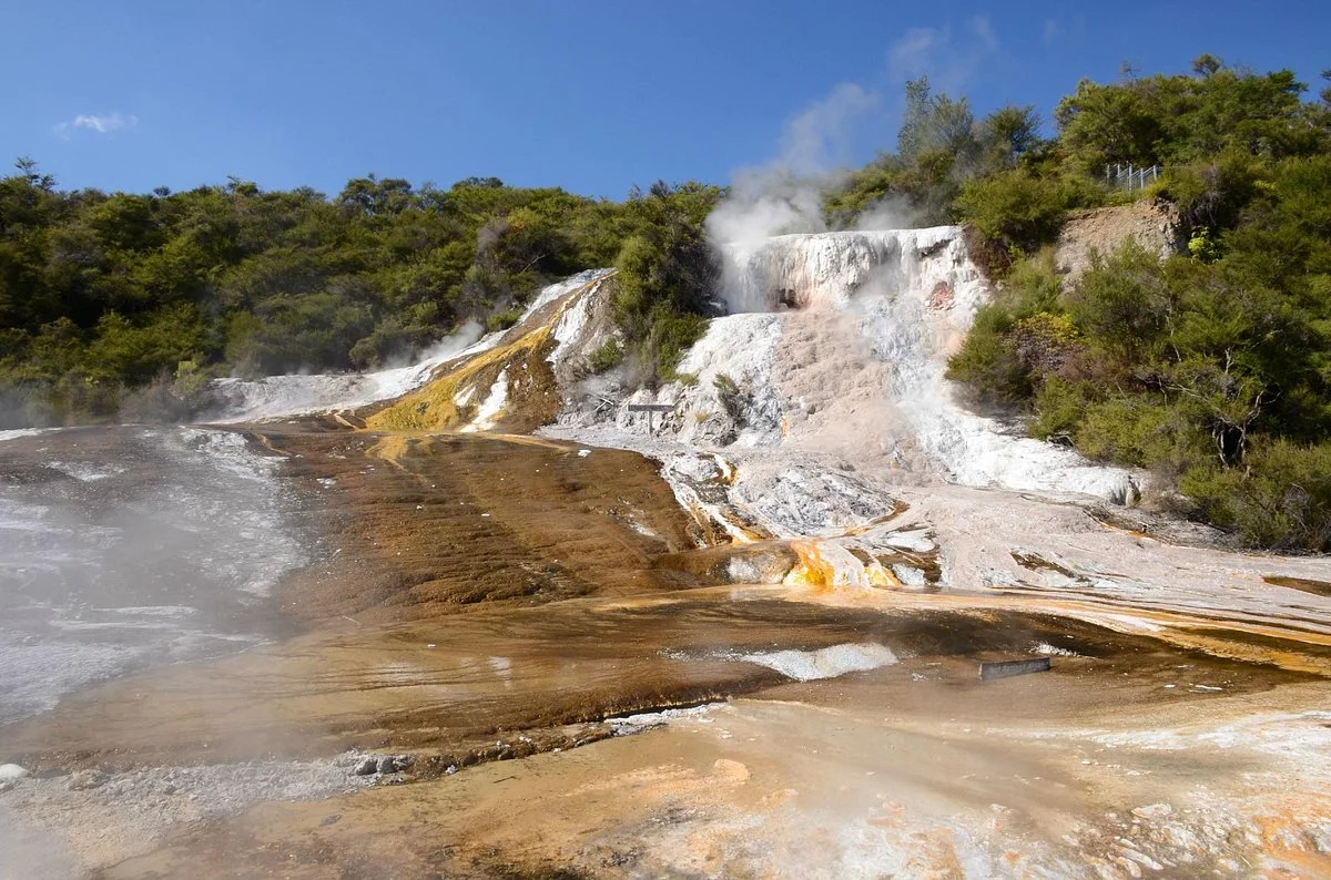 Orakei Korako Cave & Thermal Park