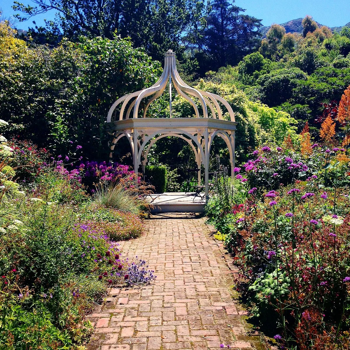 Ohinetahi Garden