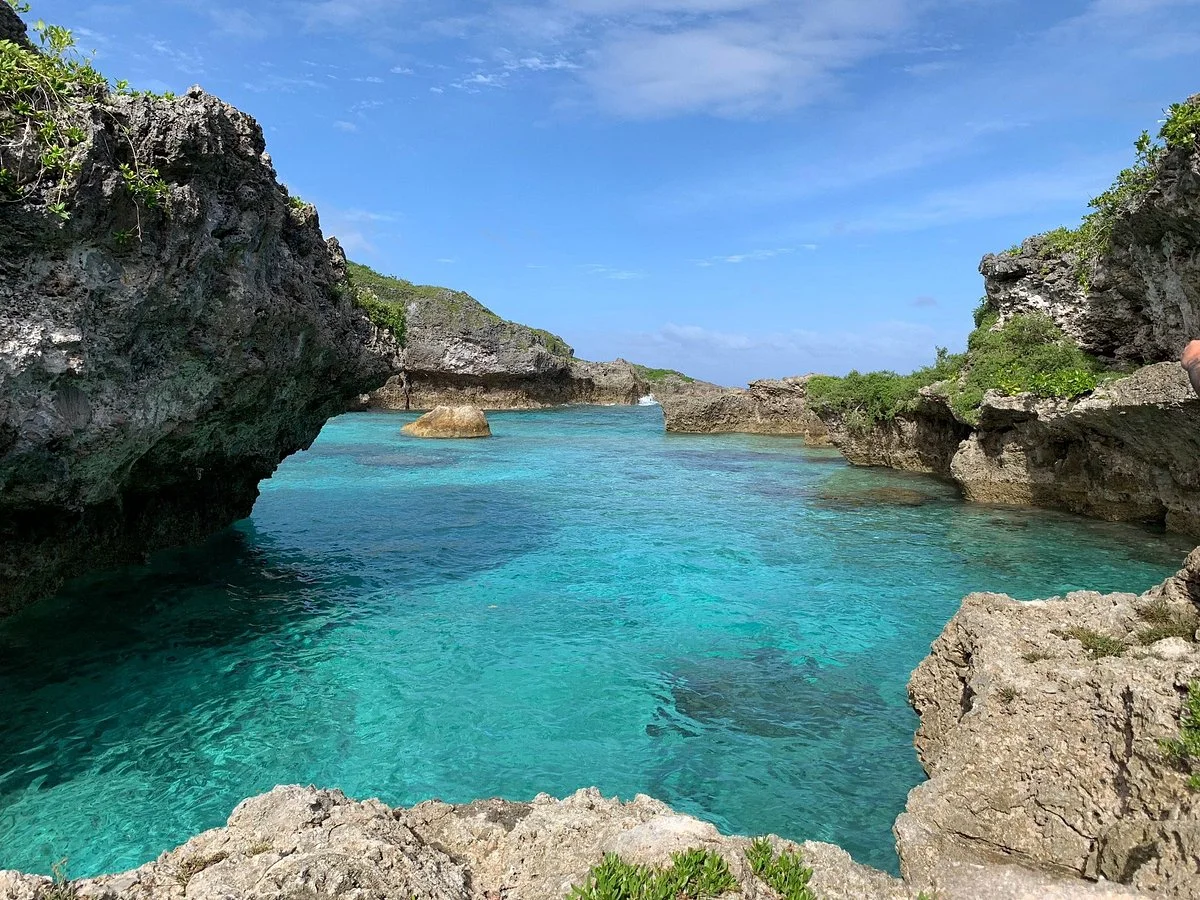 Limu Pools