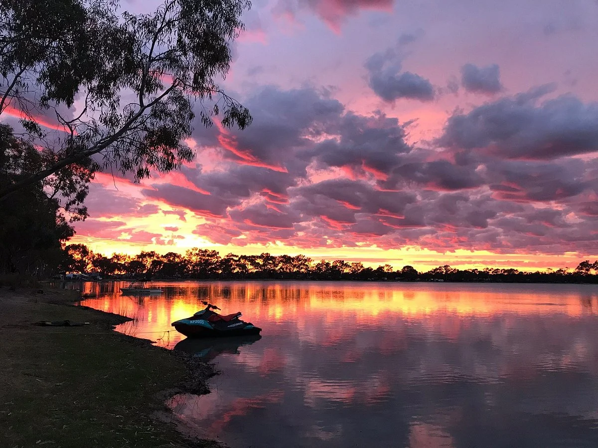 Lake Lascelles