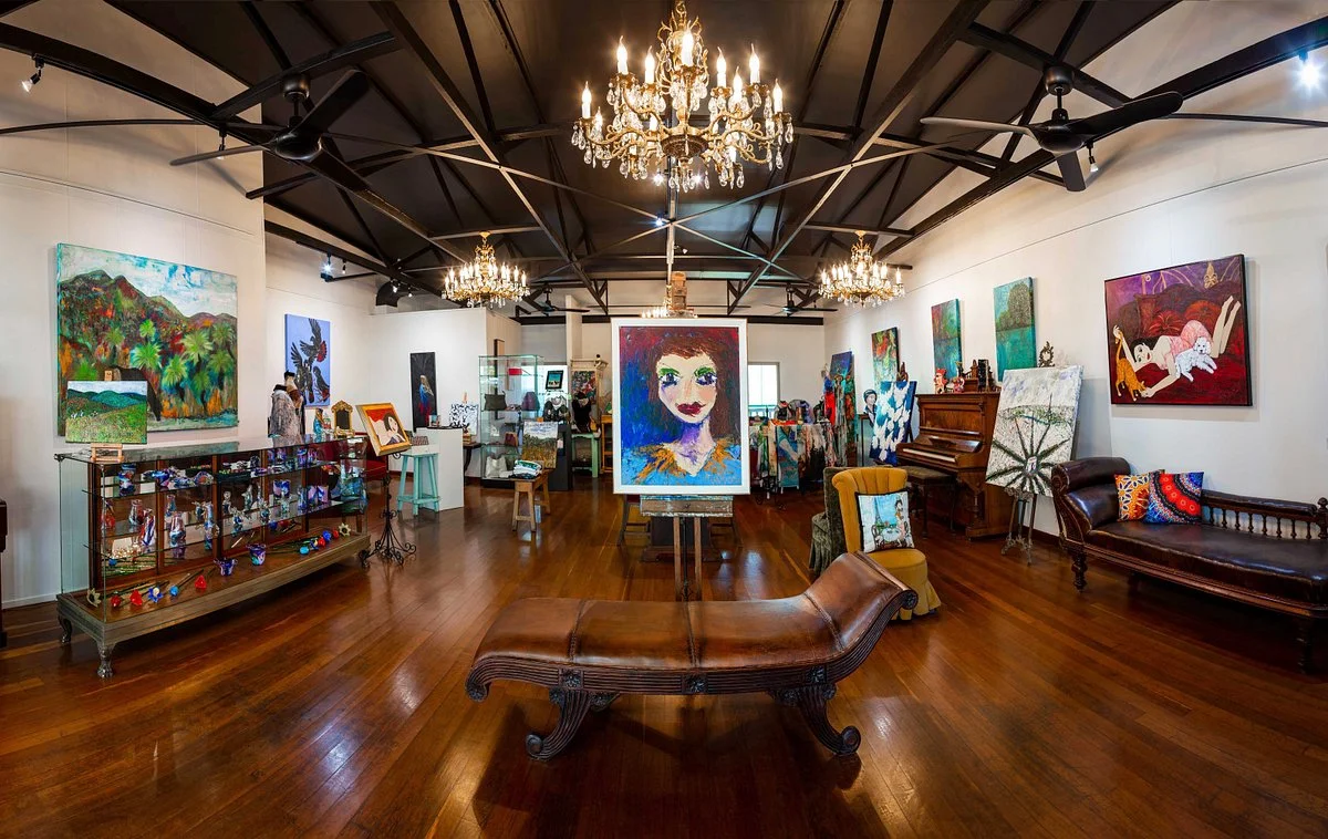 Didi La Baÿsse Art Studio & Gallery