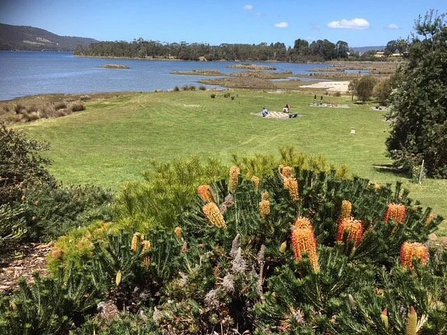 Inverawe Native Gardens