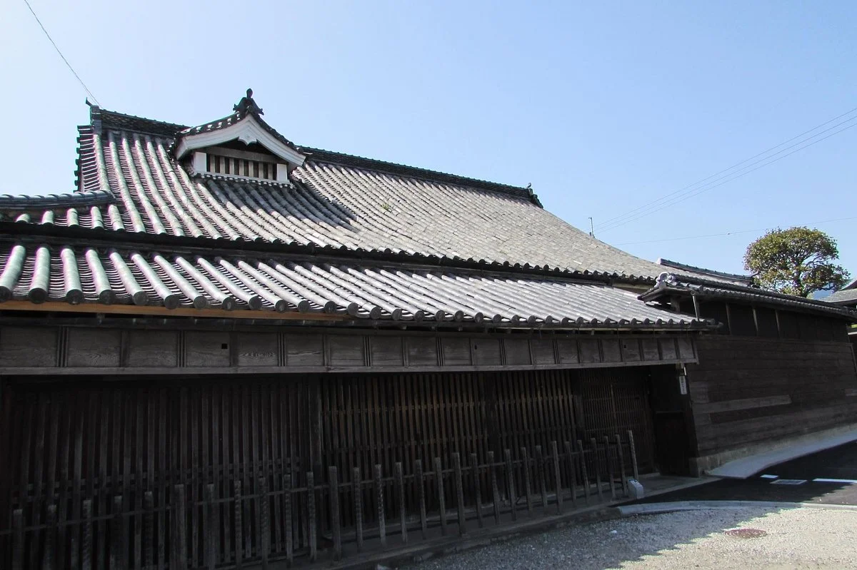 Kuriyama Family Residence