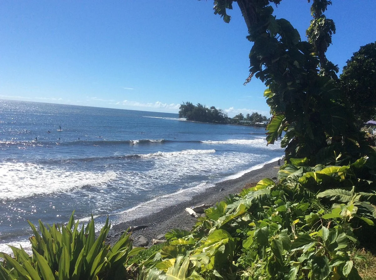 Taharuu Beach