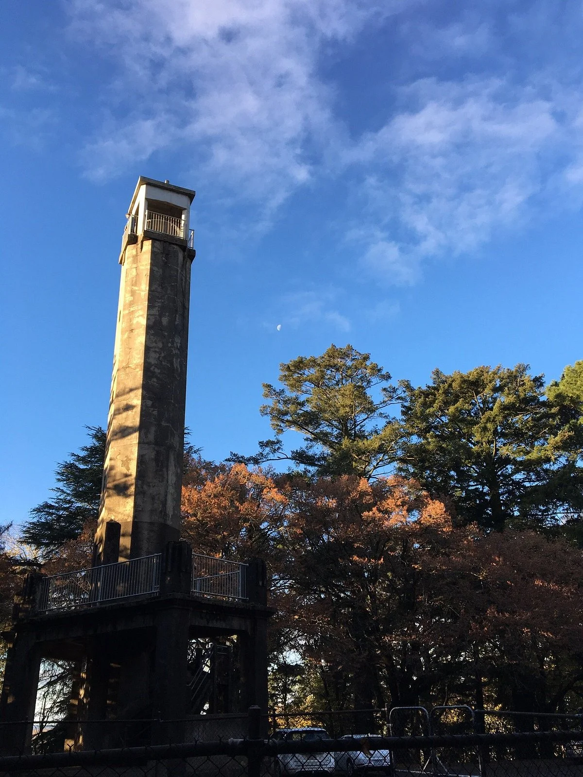 Wombat Hill Pioneer Memorial Tower