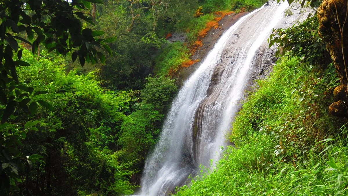 Chelavara Falls