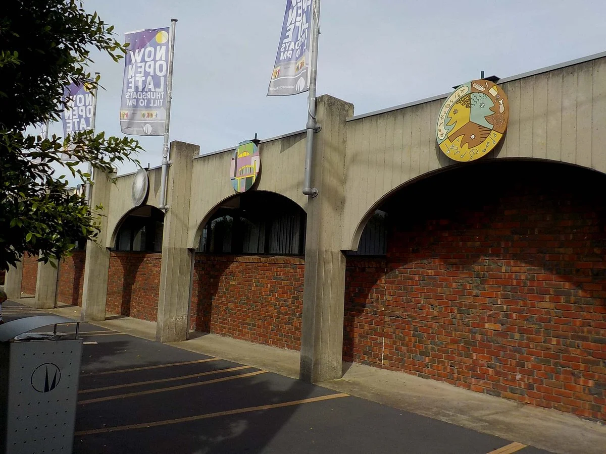 Glenroy Library