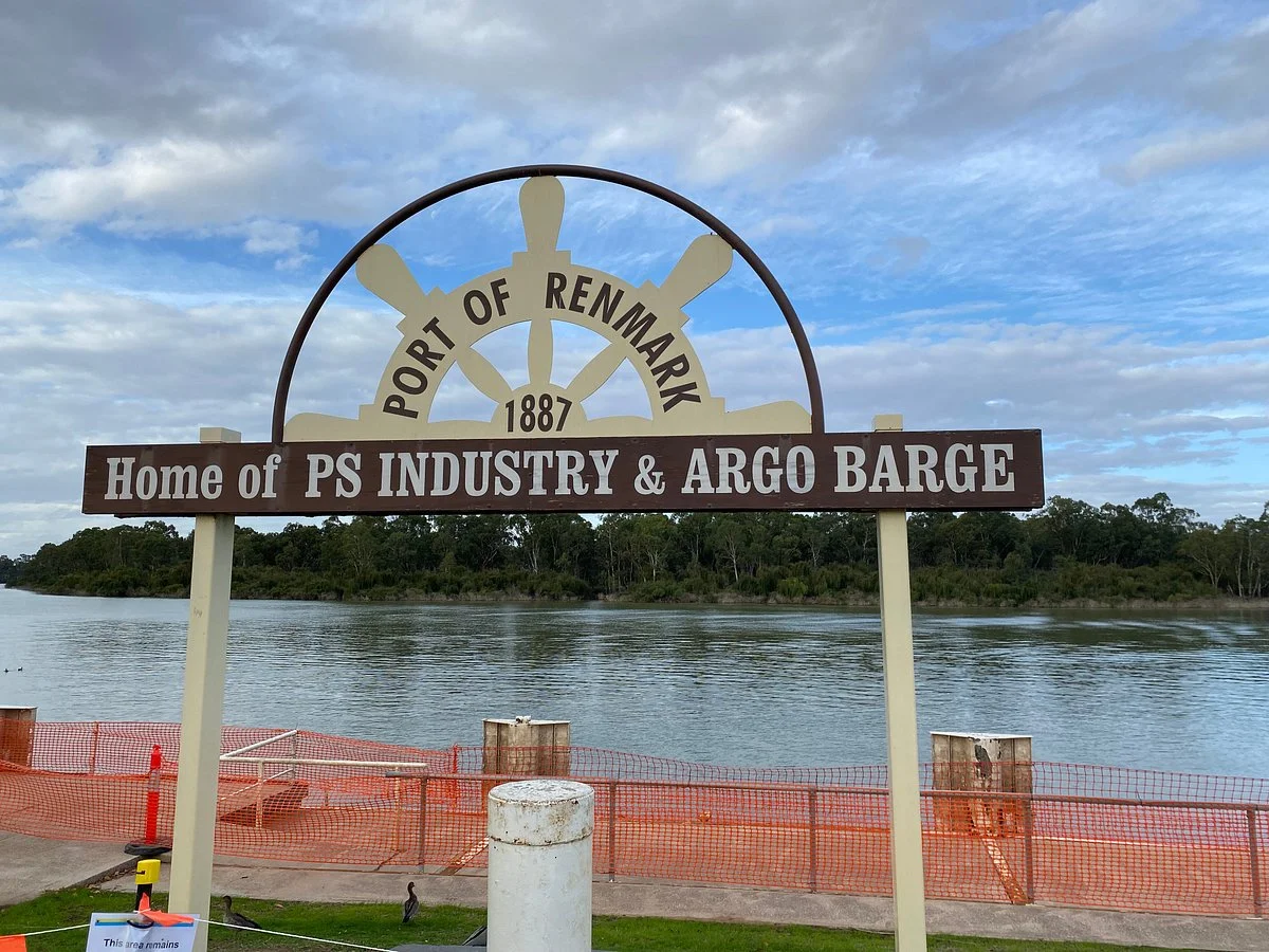 Argo Barge