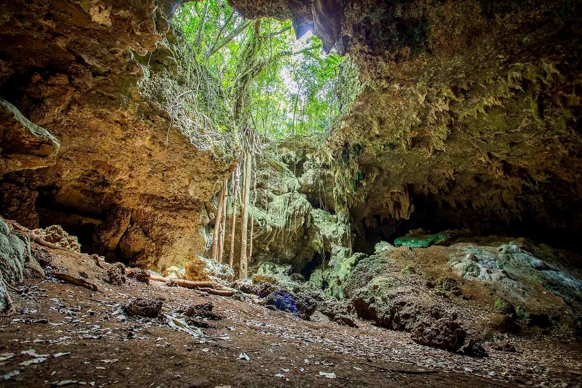 Grotte de Hortense