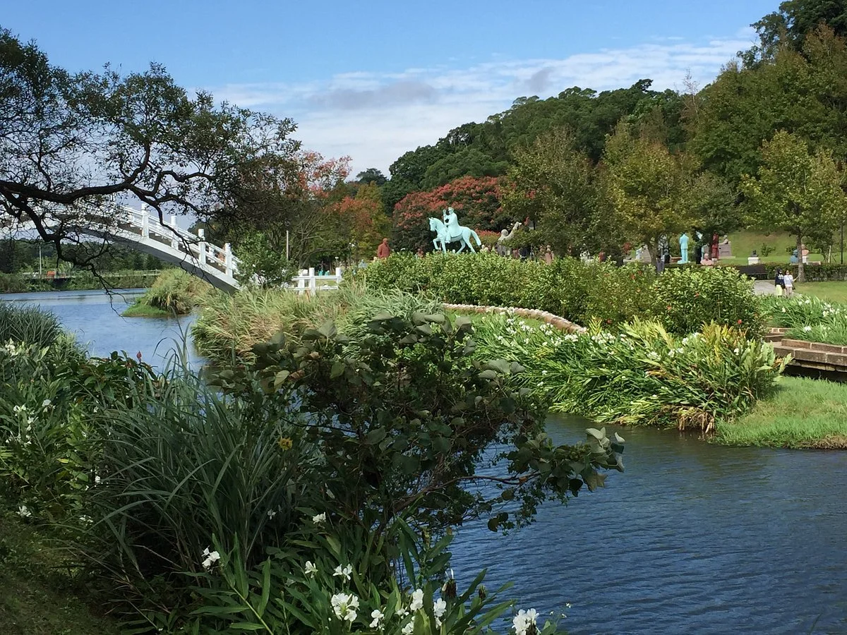 Cihu Memorial Sculpture Park