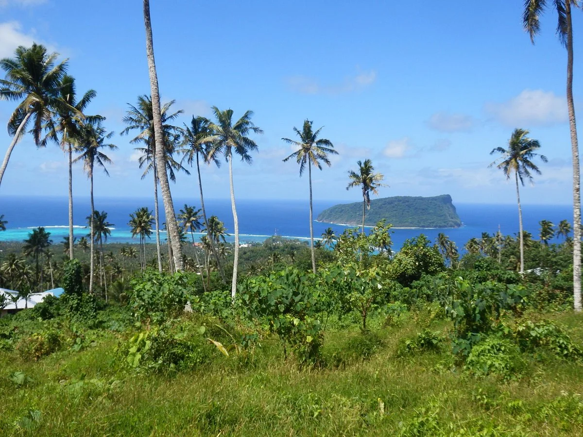 Lalomanu Crater Walk