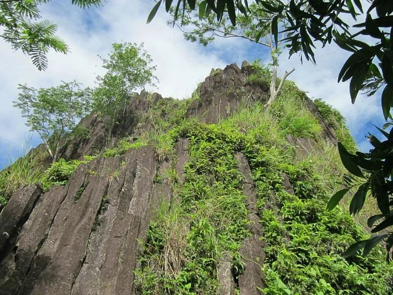 Mt. Pwusehn Malek