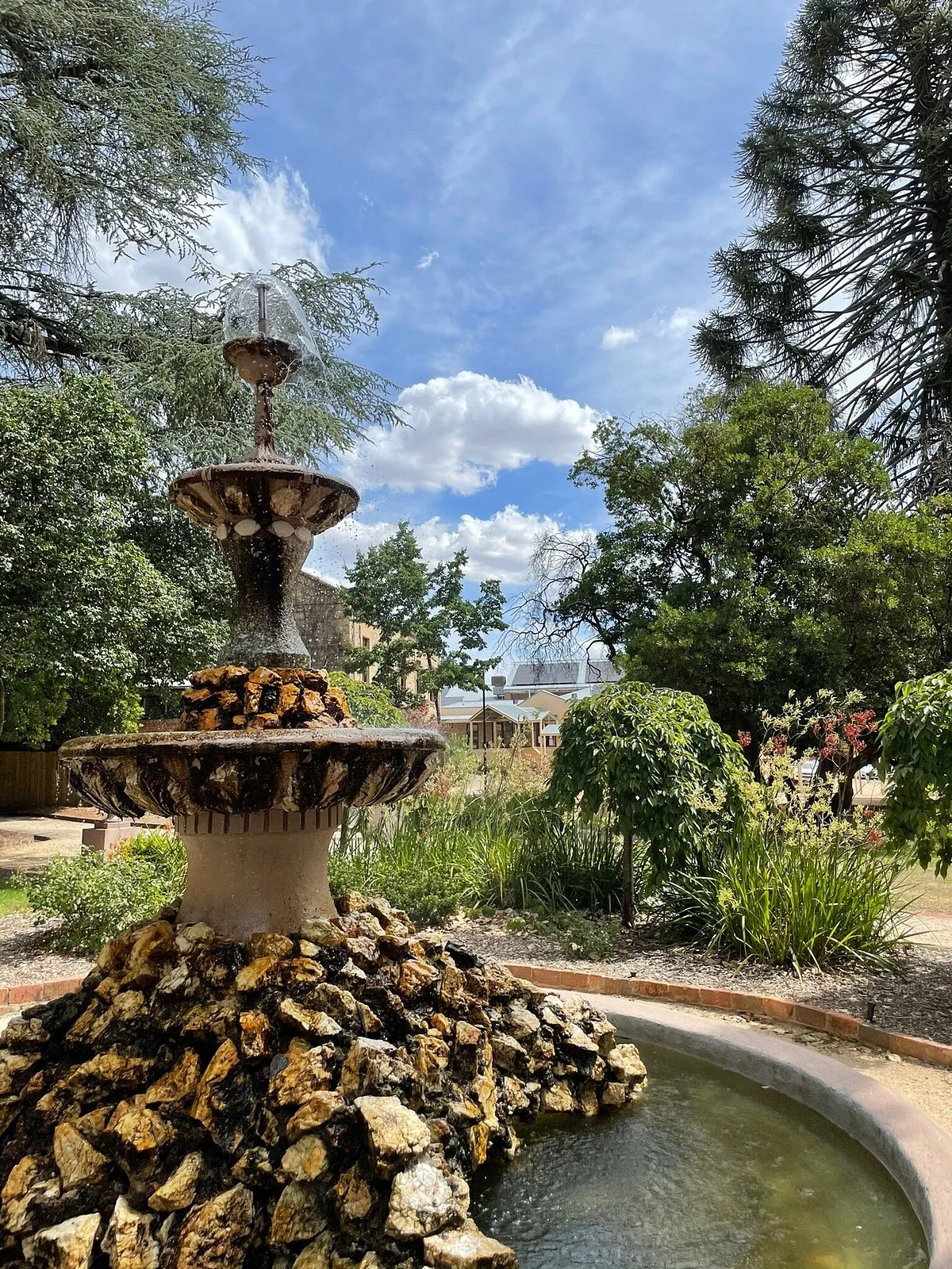 Town Hall Gardens