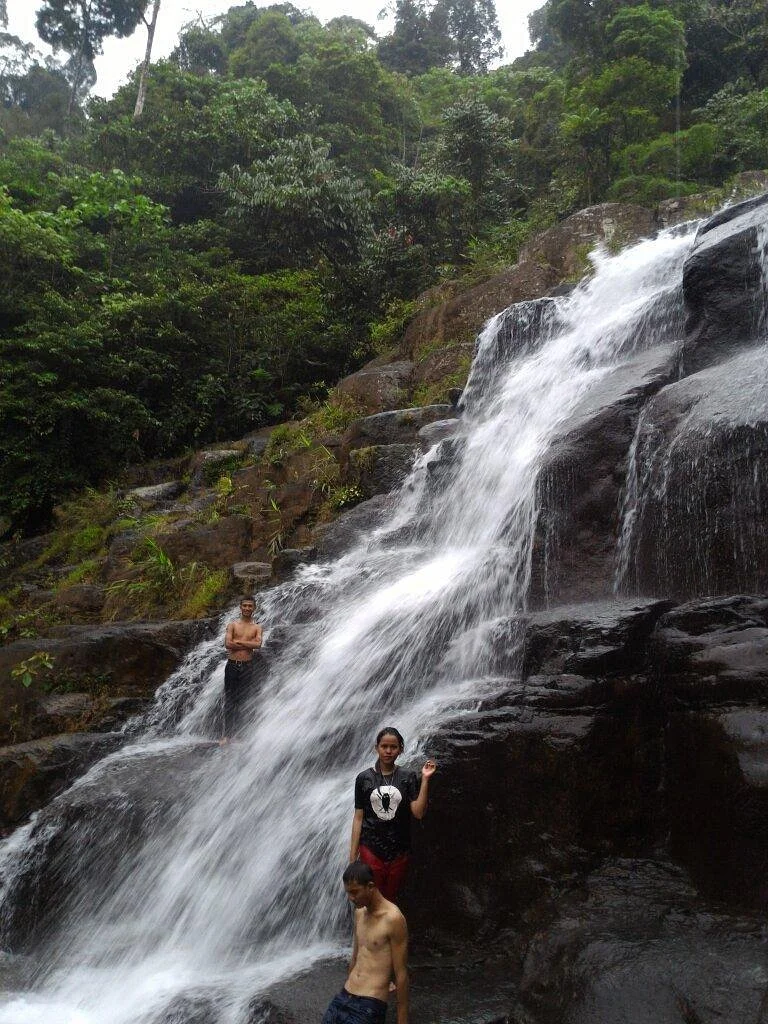 Sarasah Gadut Waterfall