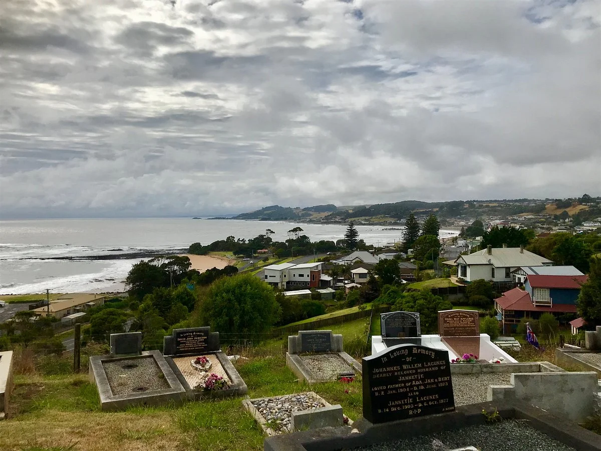 Penguin General Cemetery & Vantage Point