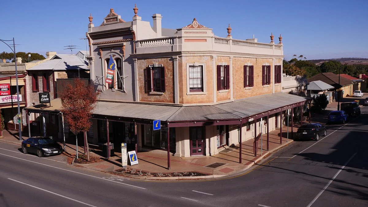 Light Country Visitor Information Centre