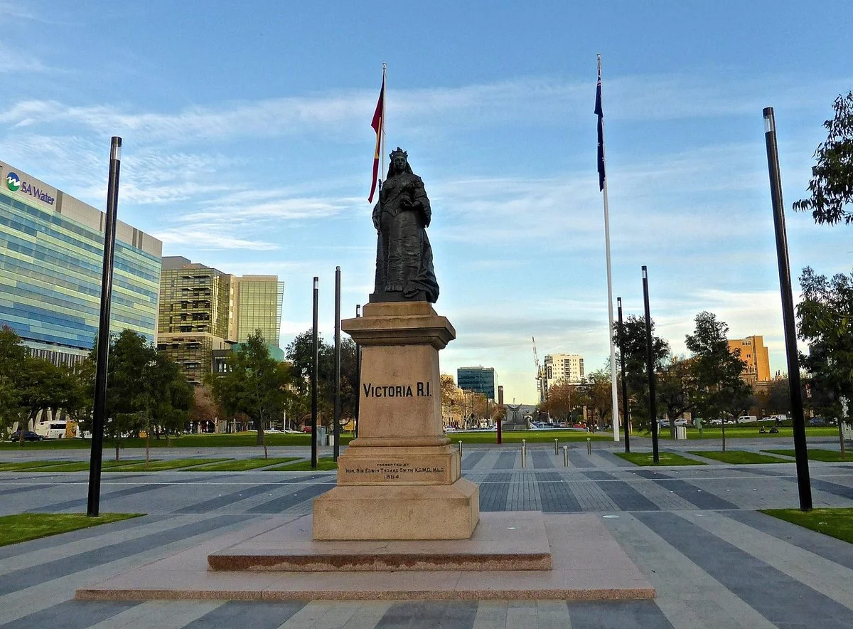 Queen Victoria Monument