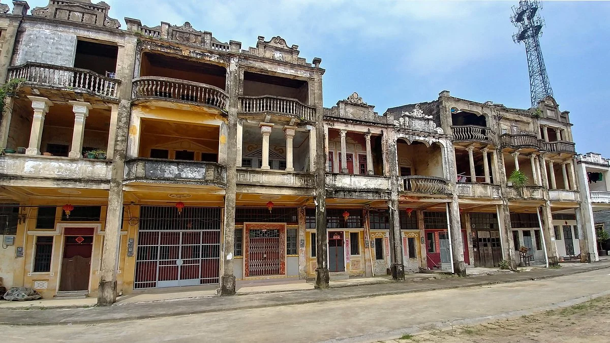 Mei's Grand Courtyard