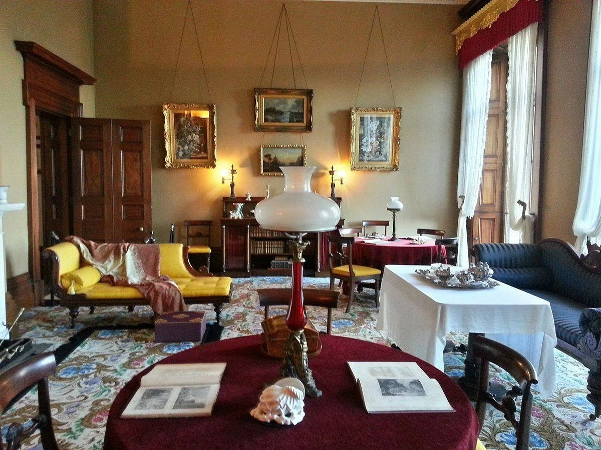 Elizabeth Bay House